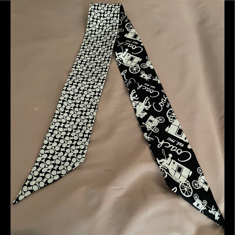 Authentic COACH Twilly 100% SILK